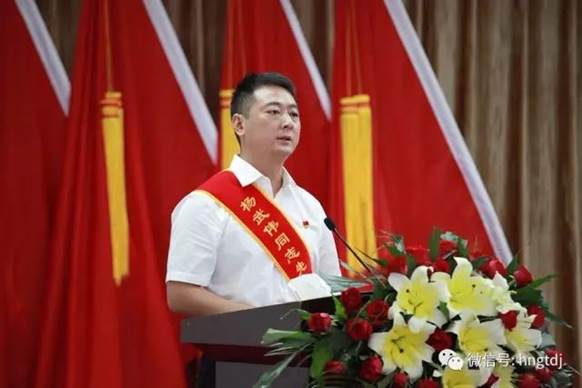 说明: C:\Users\Lenovo\Desktop\微信图片_20170812112359.jpg