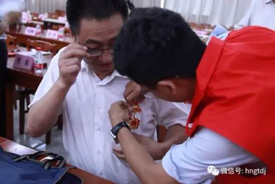 说明: C:\Users\Lenovo\Desktop\微信图片_20170812112423.jpg