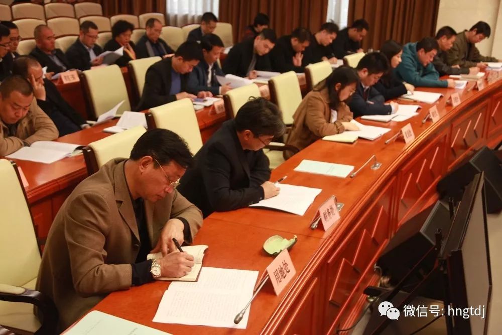 说明: https://mmbiz.qpic.cn/mmbiz_jpg/vyU2fuLVsfemoY7waFonZDXQoibZUm1qib29diaGlic0MOS5ACyXqrSx0ibBKice1TFqFs6LiaqJrP3Q0P2cc1R1icib9lQ/0?wx_fmt=jpeg