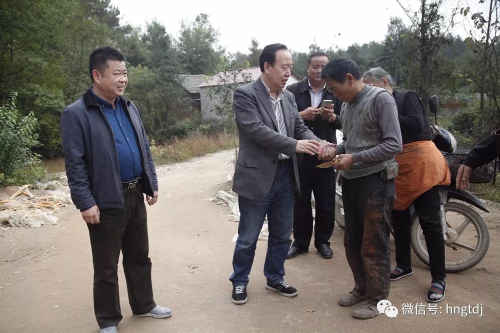 说明: https://mmbiz.qpic.cn/mmbiz_jpg/vyU2fuLVsffm0ickPEgLBUichd2VZOcibkyzo46Hemuy70fM66tfRP5ravicoia7DojGciccCdoTicdUqNTh0x3xMibsGw/0?wx_fmt=jpeg