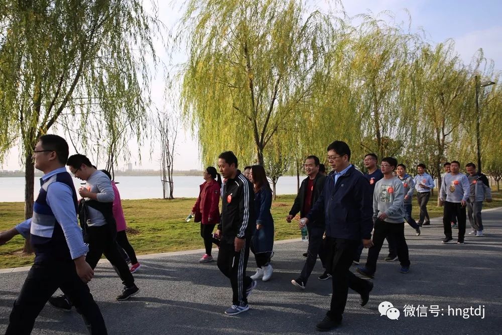 ˵��: https://mmbiz.qpic.cn/mmbiz_jpg/vyU2fuLVsfc6ymtseyzUickNUBLV5emX3qLyTuplsBH39IicssPH1HWibwApDNJVBNKmI0meyt6eaMiclnNl8tg5aQ/0?wx_fmt=jpeg