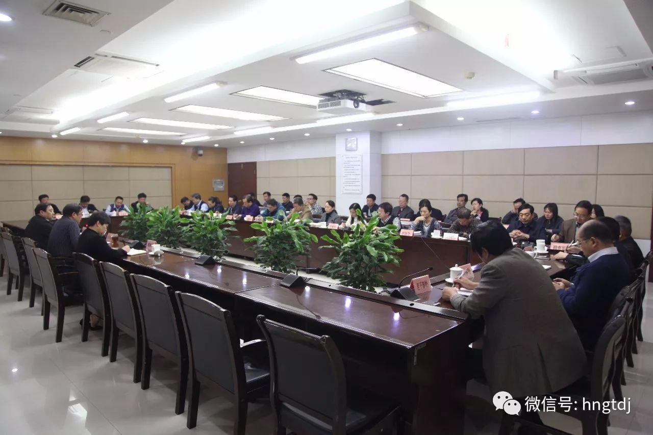 说明: https://mmbiz.qpic.cn/mmbiz_jpg/vyU2fuLVsfeaun96LwG6ibaR2MhEiaZ89V1N26UxawZJDx0lia0WibchtSjHzfNzk7hEkppZKRRxz6A9q3InMIFTGQ/0?wx_fmt=jpeg