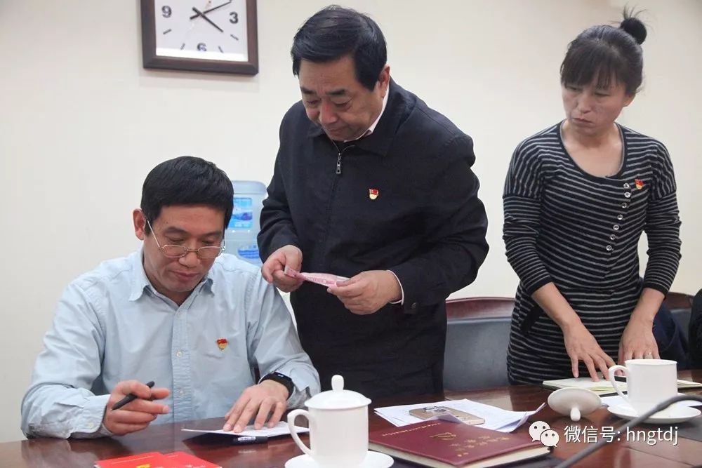 ˵��: https://mmbiz.qpic.cn/mmbiz_jpg/vyU2fuLVsffF3gdWAuaWda5cxM67s30sQicTicibnxj5IHEw8eU5NqLhaMlwOlbHmGk8QqCTHTJHEoW0xyoMMvYUQ/0?wx_fmt=jpeg