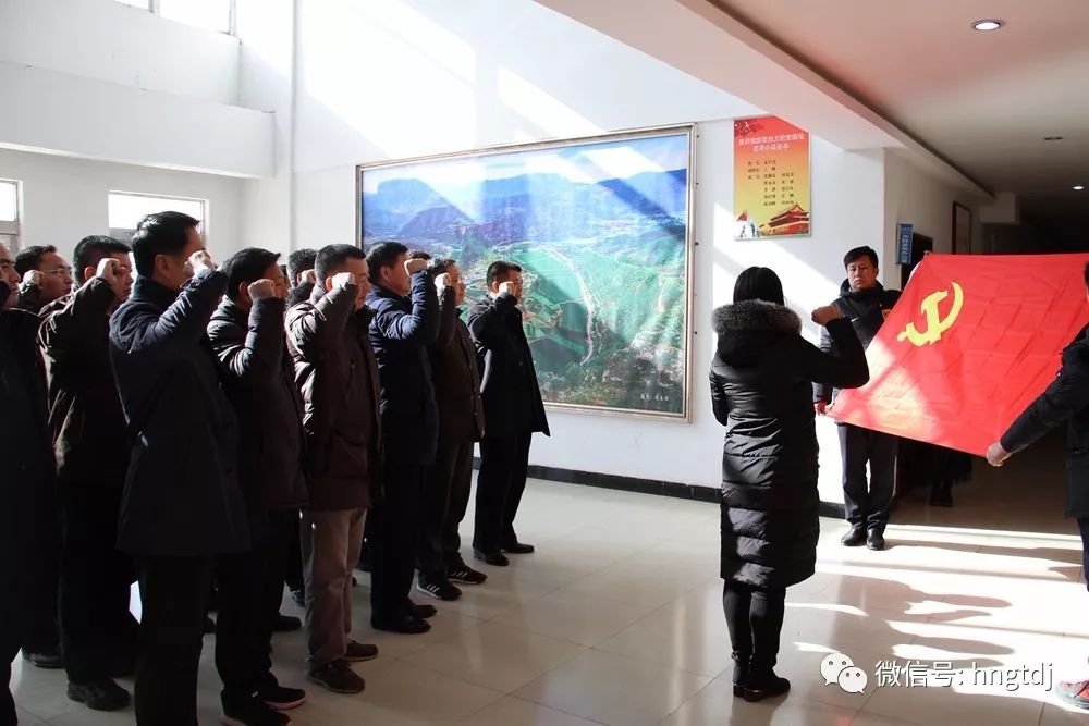 说明: https://mmbiz.qpic.cn/mmbiz_jpg/vyU2fuLVsfdVHthwuwBCyybuwNLDczzgLBRBNZWU5haicrY5BMrBrOr4Fyqa0xYyGsTkaUOzqOObHfjdxVqsZvg/0?wx_fmt=jpeg