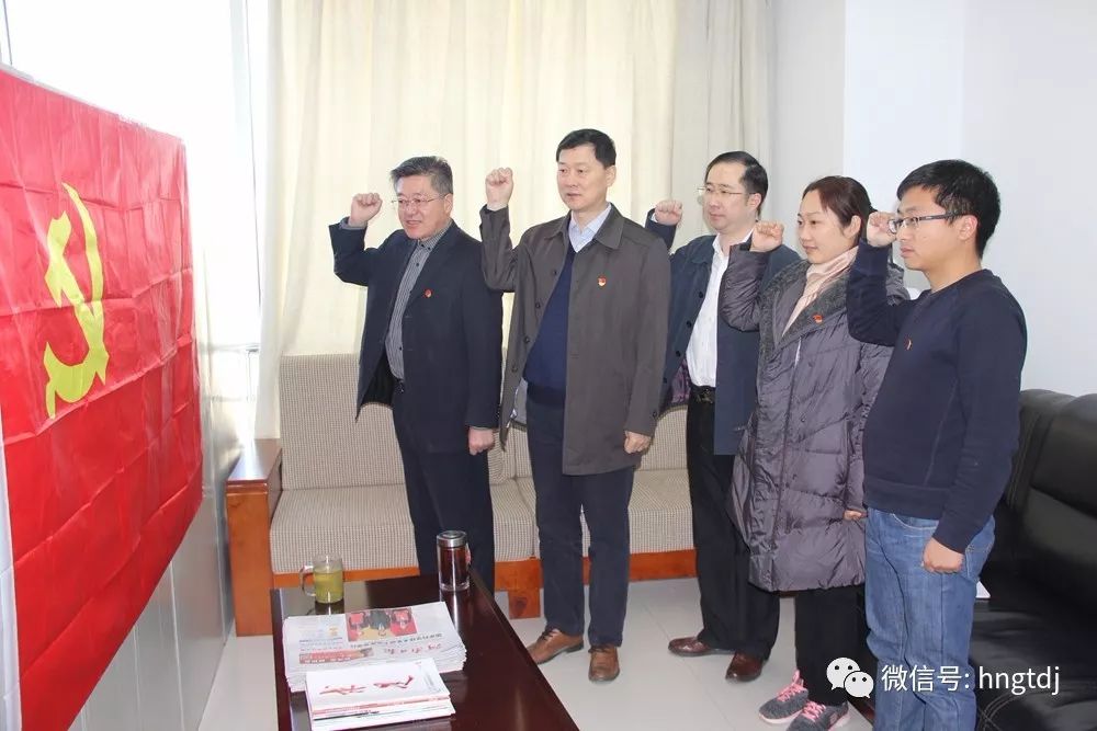 说明: https://mmbiz.qpic.cn/mmbiz_jpg/vyU2fuLVsfdVHthwuwBCyybuwNLDczzgqiba04cbiaG8a6WcyXycaia1EWZbCwNu9icOMTbKVOKNzzOks6HiahByUag/0?wx_fmt=jpeg