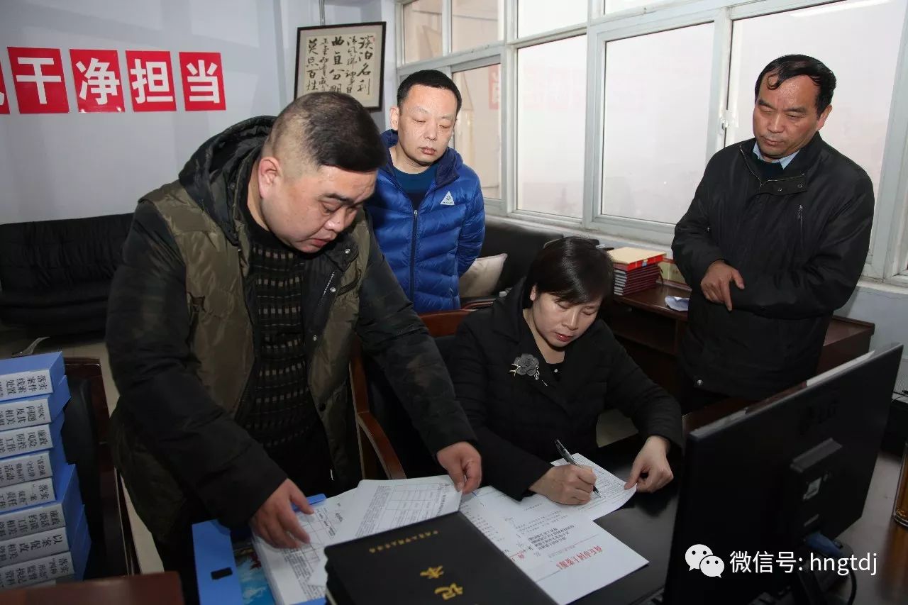 说明: https://mmbiz.qpic.cn/mmbiz_jpg/vyU2fuLVsfdE6ia8G9gM4d6iaUzibx14vBUeLAcia7249p2QQCw1ICuqvcIux9uDOUEZy3OfvVRREvP1pcsIkCuzpQ/0?wx_fmt=jpeg